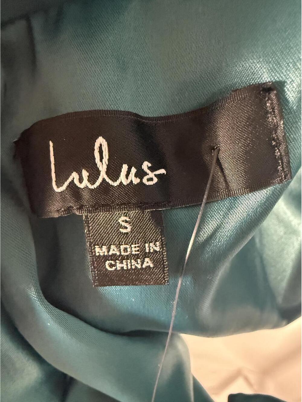 NWT Lulus Lovely Outing Teal Green Satin Cowl Neck Backless Top Size Small - Picture 5 of 7